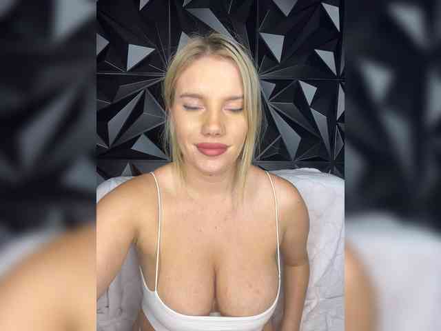 LYLAtop Sex Cam Show