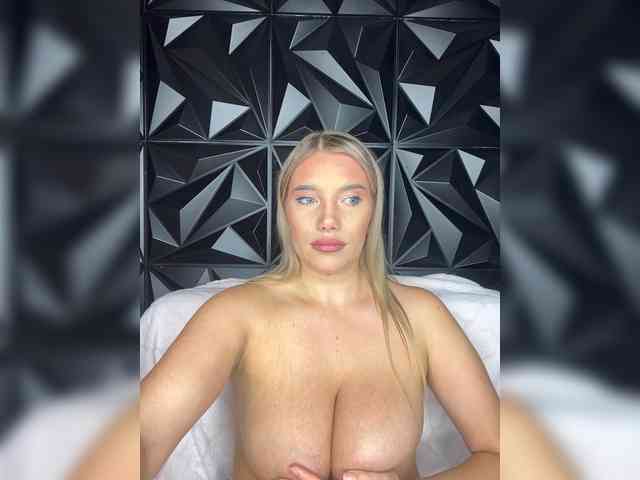 LYLAtop Sex Cam Show