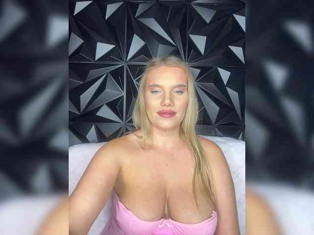 LYLAtop Sex Cam Show
