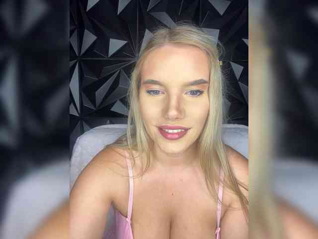 LYLAtop Sex Cam Show