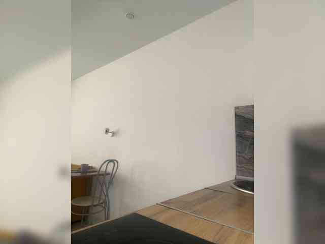 LYALYAtop webcam