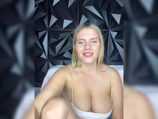 LYLAtop Sex Cam Show