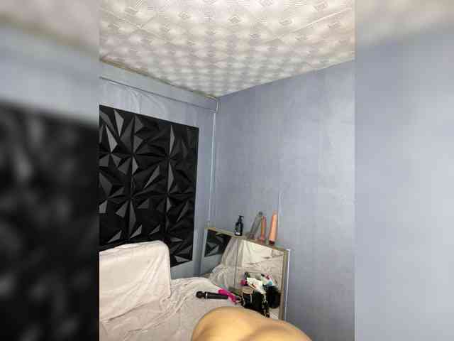 LYLAtop Sex Cam Show