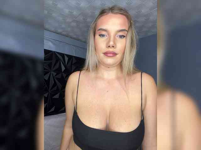 LYLAtop Sex Cam Show