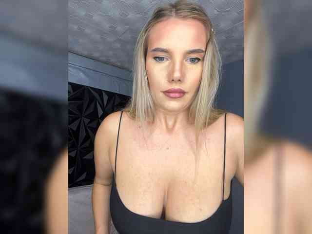 LYLAtop Sex Cam Show