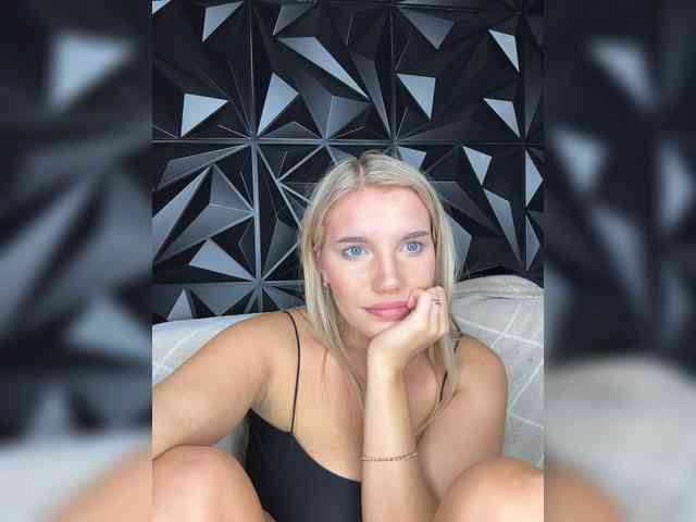 LYLAtop - Girl 