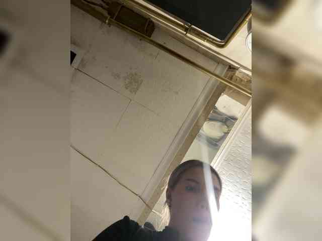LYALYAtop webcam