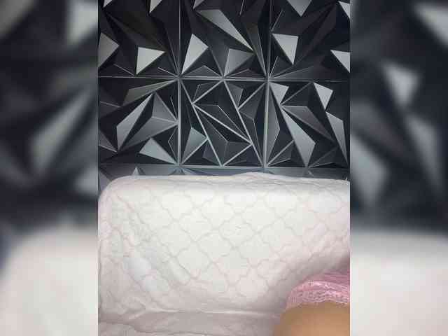 LYLAtop Sex Cam Show
