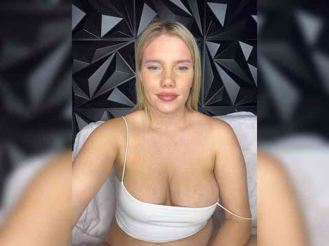 LYLAtop Sex Cam Show