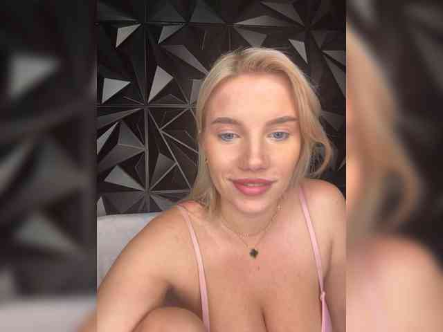 lyalyatop's live room