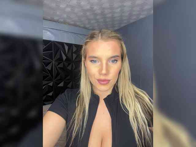 LYLAtop Sex Cam Show