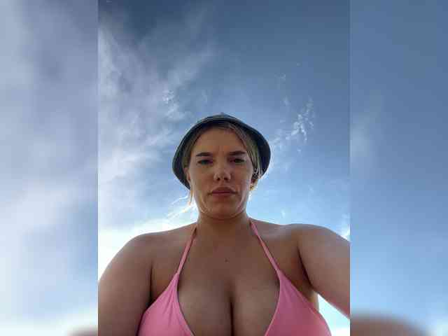 LYLAtop Sex Cam Show