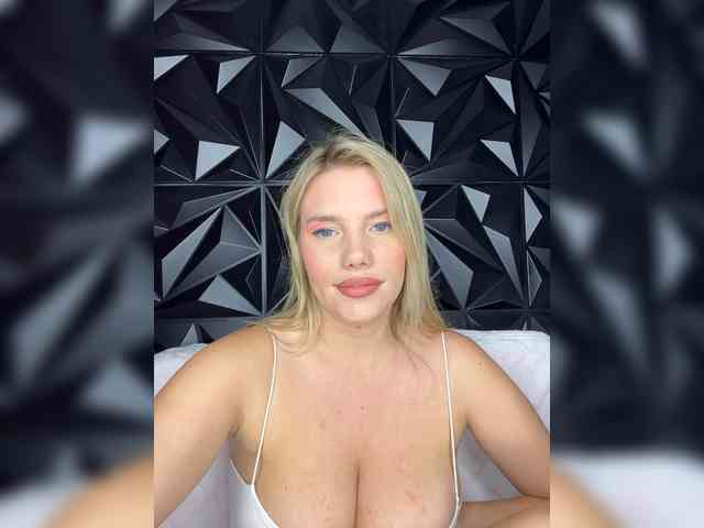 LYLAtop Sex Cam Show