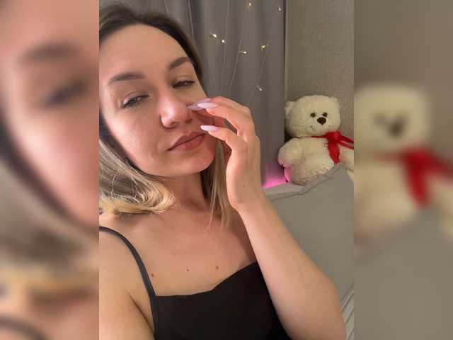 1-x live cam on BongaCams