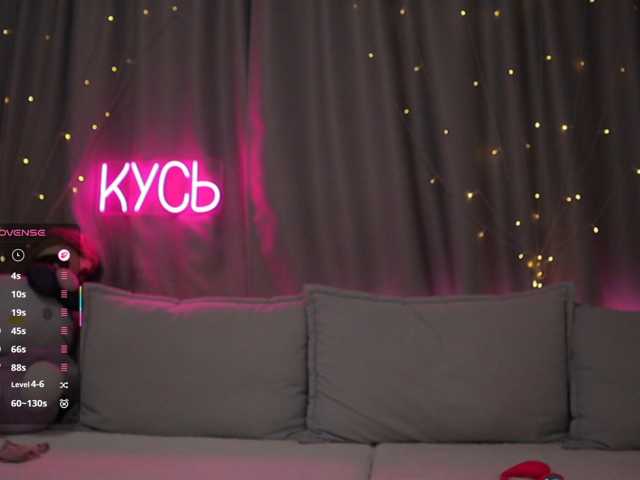 1-x live cam on BongaCams