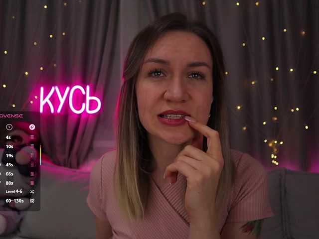 1-x live cam on BongaCams