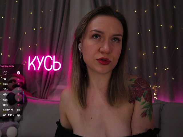 1-x live cam on BongaCams