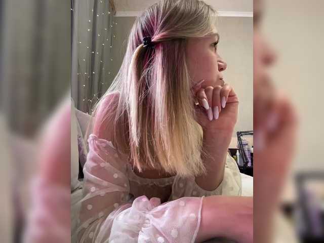 1-x live cam on BongaCams