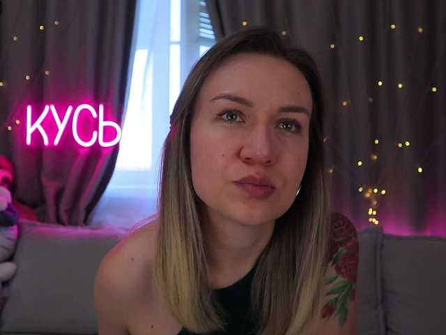 1-x live cam on BongaCams