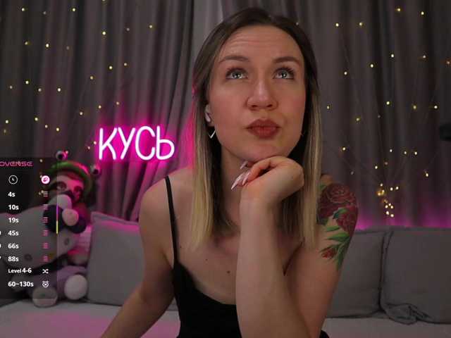 1-x live cam on BongaCams