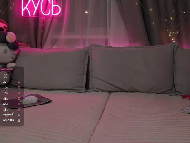 Rita_ live cam preview