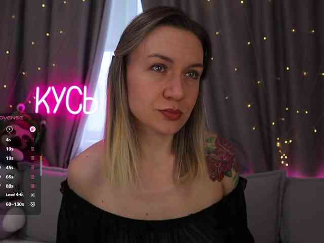 1-x Sex Cam Show