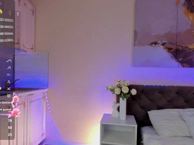 Lina-blueeyed's BongaCams show and profile