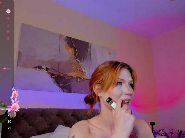 Lina-blueeyed's BongaCams show and profile