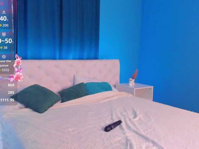 Lina-blueeyed's BongaCams show and profile