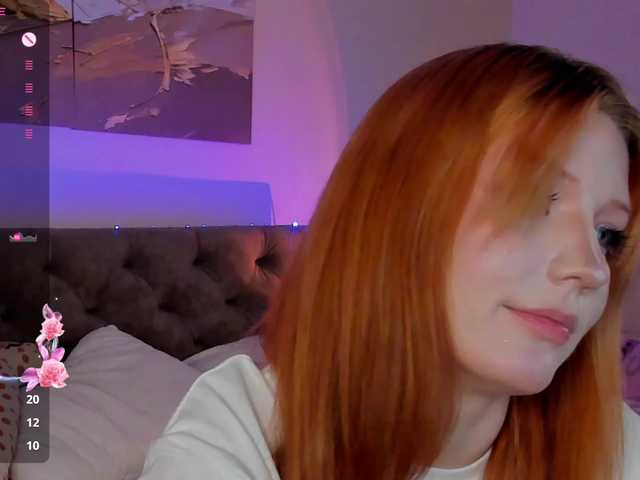 Lina-blueeyed live cam