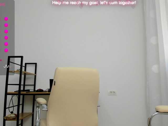EveeEvian live webcam show
