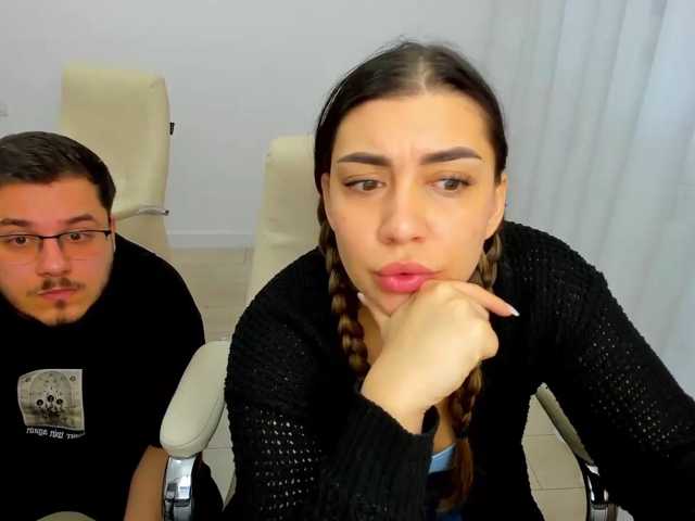 EveeEvian live cam on BongaCams