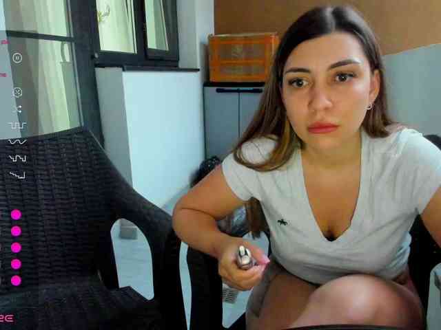EveeEvian Sex Cam Show