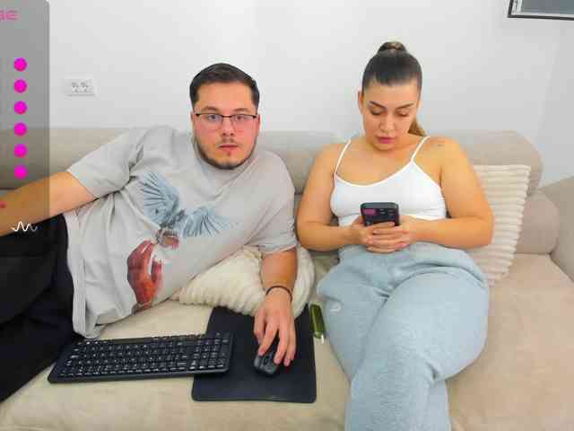 Eveeevian's cam show statistics and live stream