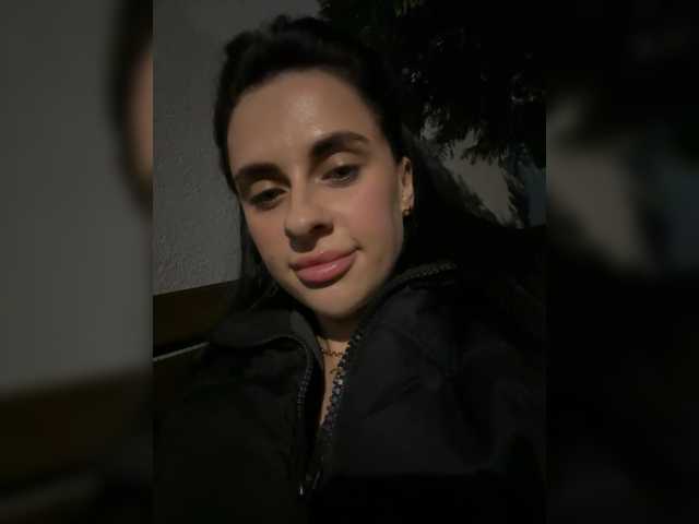 Anomaliya live cam on BongaCams