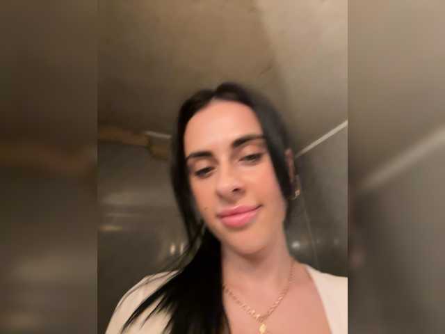 Anomaliya live cam on BongaCams