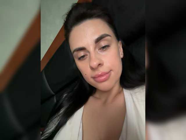 Anomaliya live cam on BongaCams