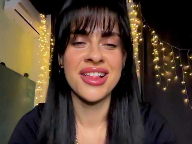 Anomaliya's BongaCams show and profile