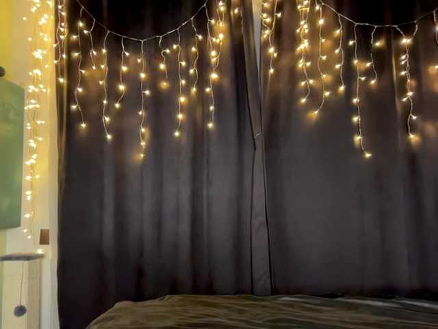 Anomaliya's BongaCams show and profile