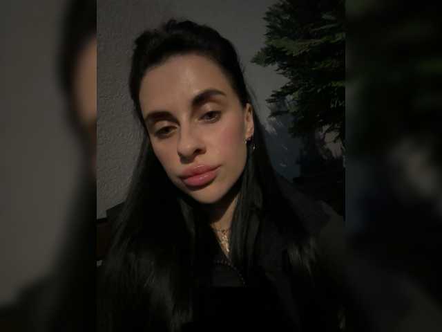 Anomaliya live cam on BongaCams