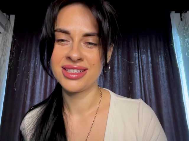 Anomaliya's BongaCams show and profile