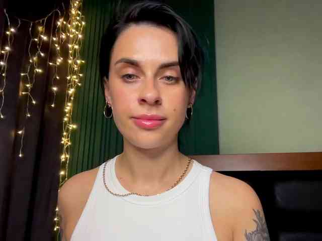 01TTTTTTTTT webcam