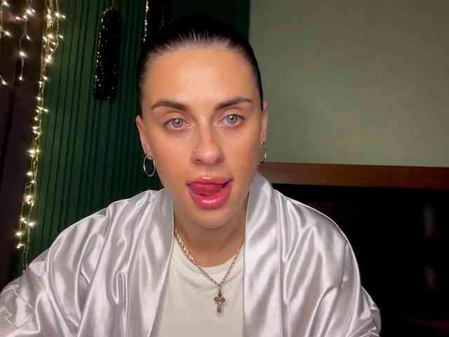01TTTTTTTTT webcam