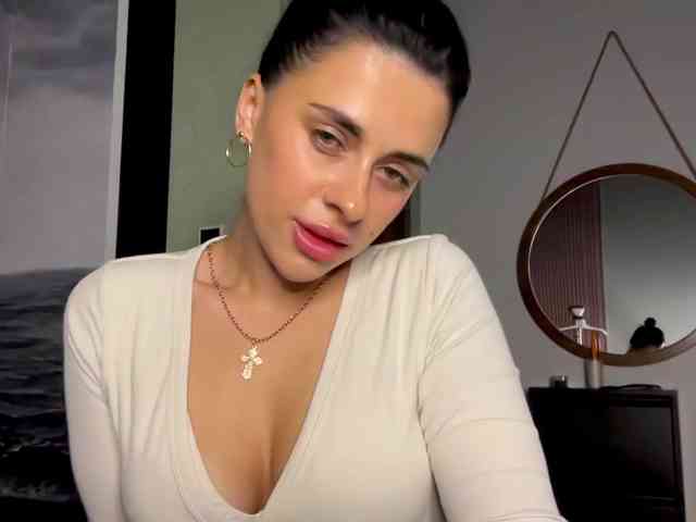 Модель: TAANNYAAA