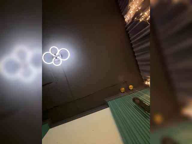 UA7777UA webcam