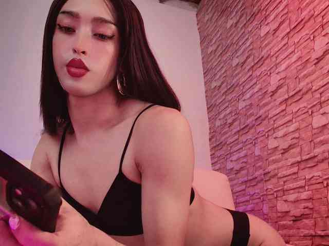 xPrincessa Live Webcam on BongaCams