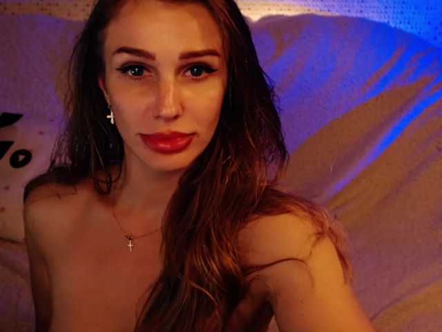 -MAlVINKA- live cam on BongaCams