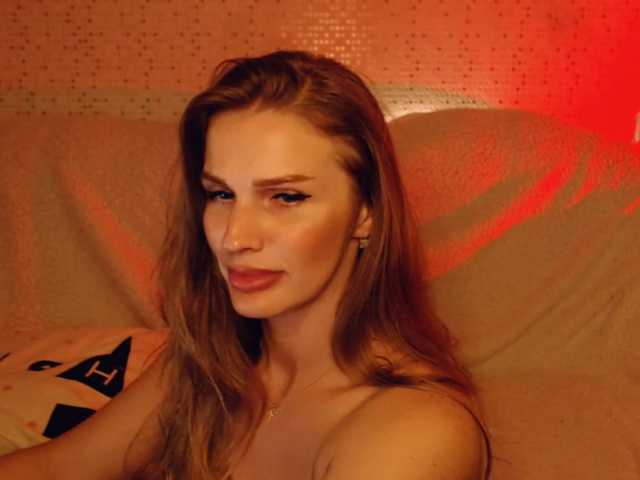 -MAlVINKA- live cam on BongaCams