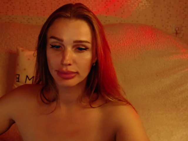 -MAlVINKA- live cam on BongaCams