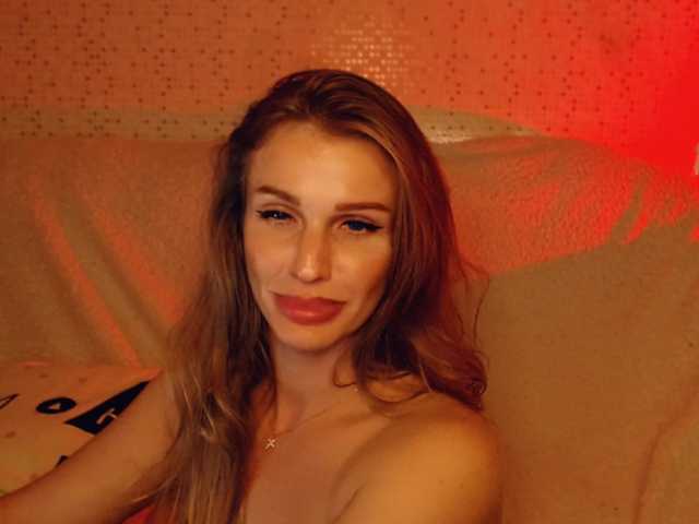 -MAlVINKA- live cam on BongaCams